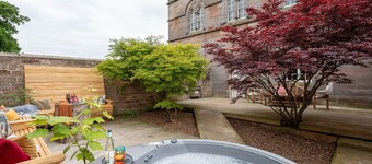 Aquarius Rising -  a house that sleeps 12 guests  in 6 bedrooms