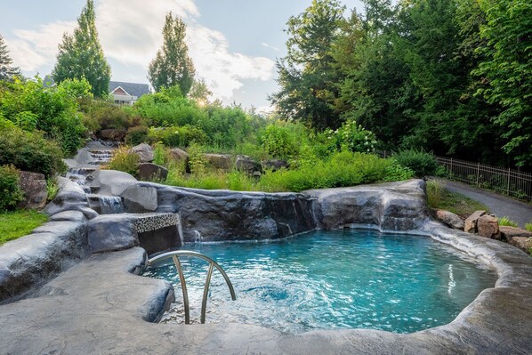 Inomhuspool och uppvärmd pool