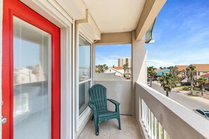 Property grounds - Hibiscus (South Padre Island)