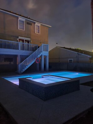A heated pool - Hibiscus (South Padre Island)
