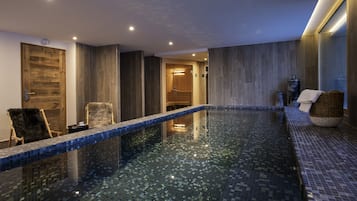 Sauna, steam room, massages