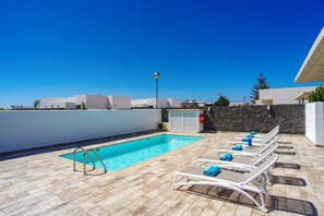 Pool - Villa Delioma by Villa Plus (Playa Blanca)