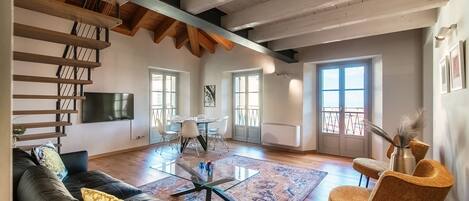 Apartment | Living area