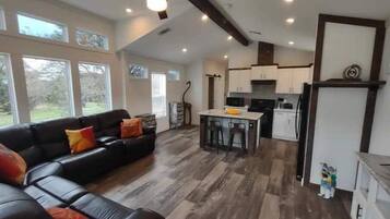 Una Smart TV, libros