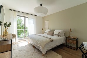 6 Schlafzimmer, Zimmersafe, Bügeleisen/Bügelbrett, Reisekinderbett