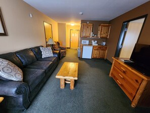 客房 | 遮光布/窗簾、熨斗/熨衣板、免費無線上網、床單