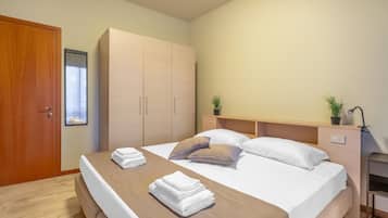 Superior-Apartment | Kostenloses WLAN, Bettwäsche