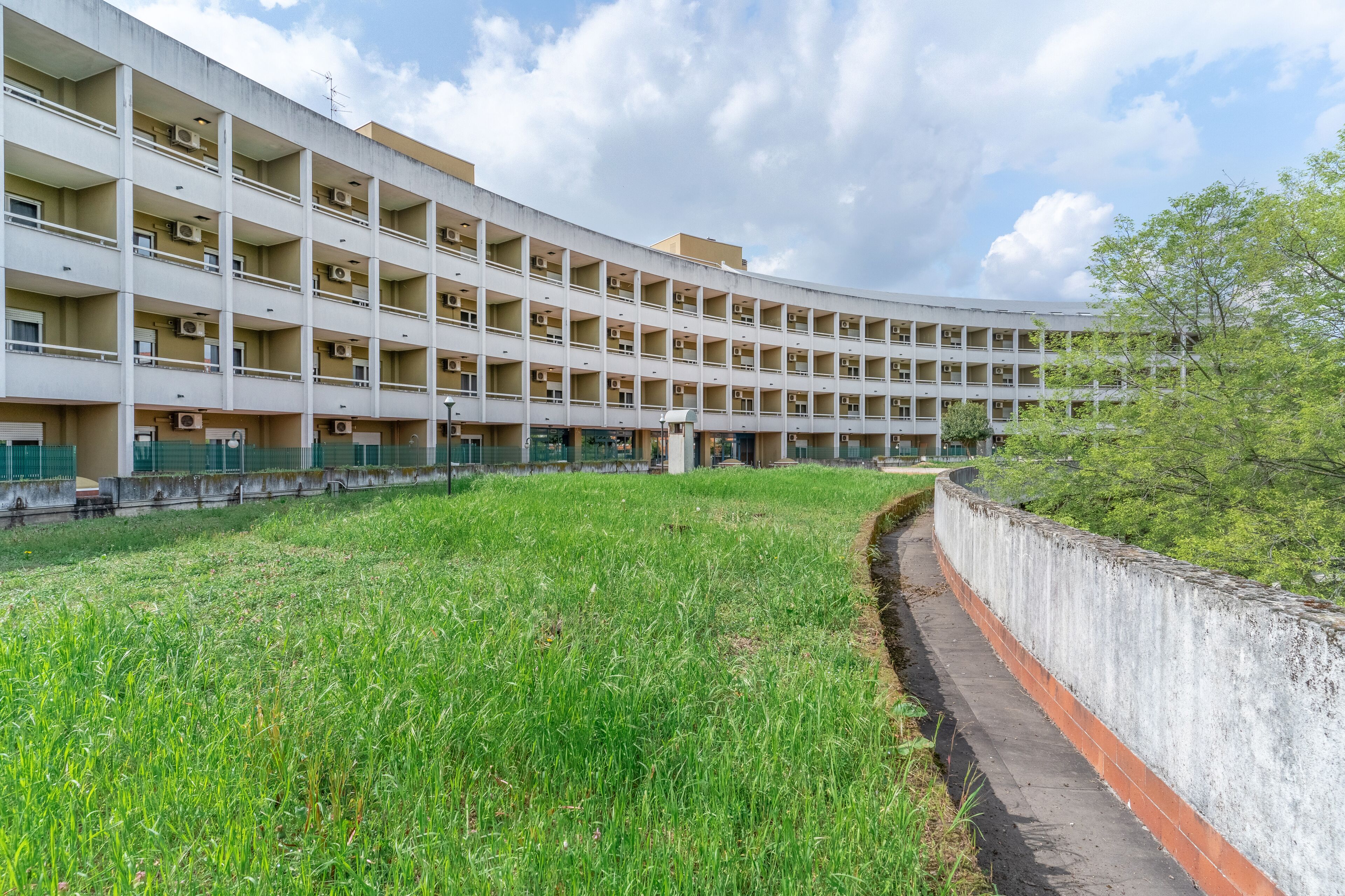 Standard-Apartment, Gartenblick