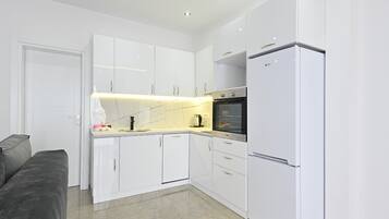 Elite Apartment | Private kitchen