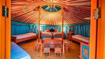 3 bedrooms, premium bedding, individually decorated