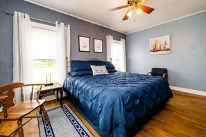 2 Schlafzimmer, Schreibtisch, Bügeleisen/Bügelbrett, kostenloses WLAN