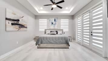 5 bedrooms, iron/ironing board, free WiFi, bed sheets