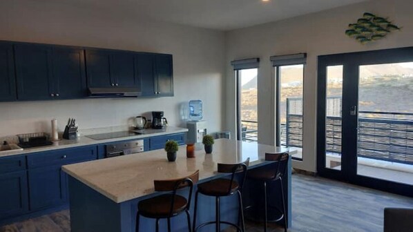 Fridge, microwave, oven, stovetop - Casa Komitas your holiday retreat
Mini pool
Sea view (La Paz)