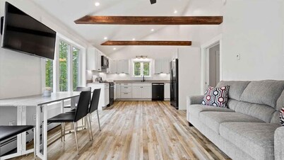 Boothbay Harbor Woodland Retreat
