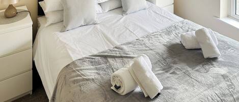 3 habitaciones, wifi gratis y ropa de cama