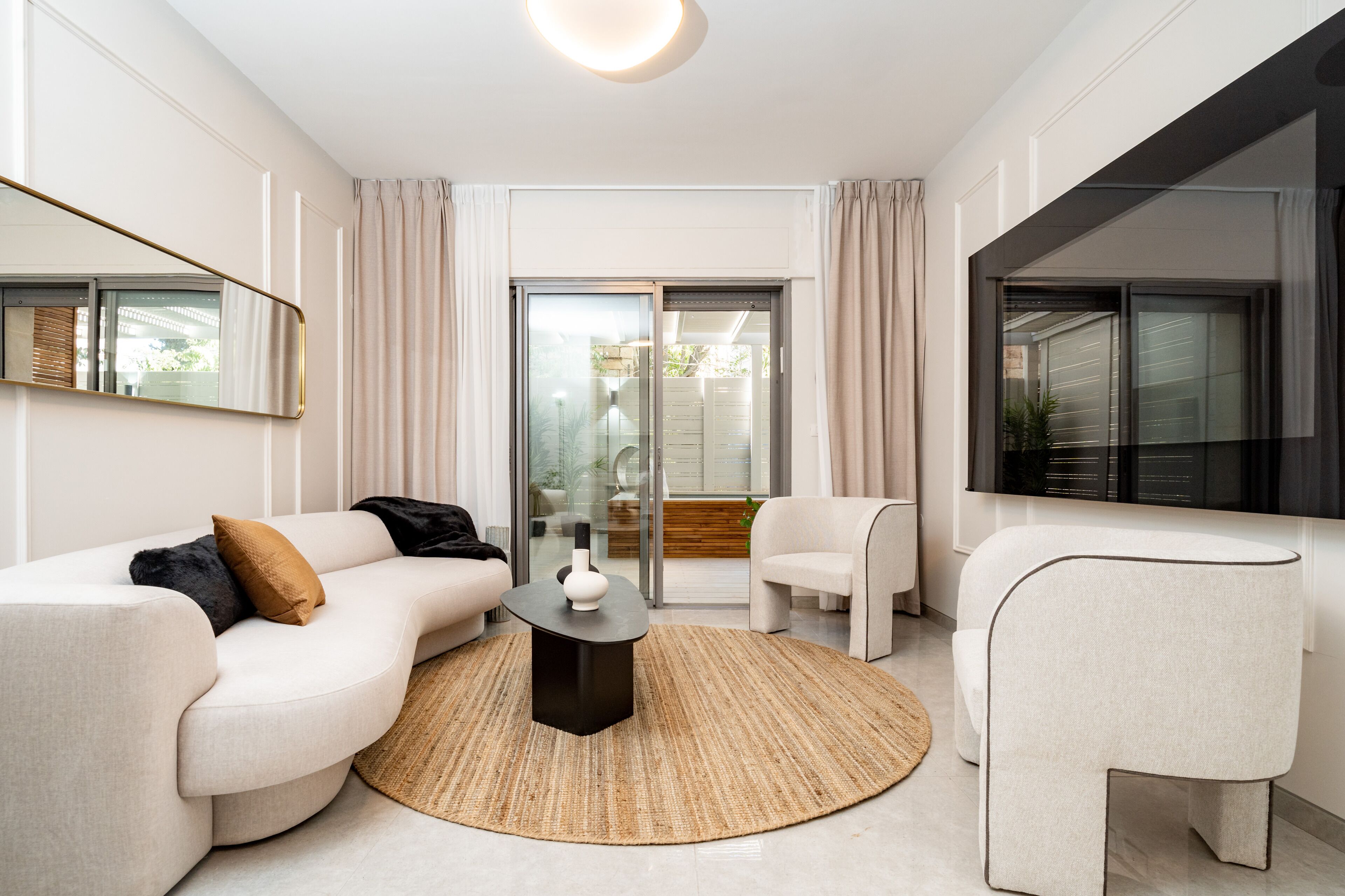 Honeymoon Apartment | Outdoor pool