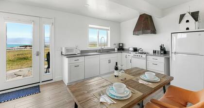 Point Arena Lighthouse - Keeper's Apartment