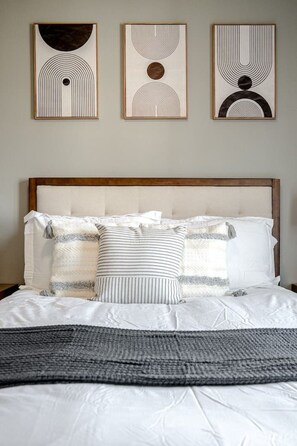 2 chambres, fer et planche à repasser, Wi-Fi, draps fournis