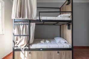 1 bedroom, in-room safe, iron/ironing board, WiFi - Monsanto C9 Bed, Hostel Idanha, Idanha-a-nova (Idanha a Nova)
