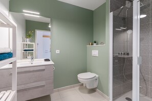 Bathroom - Madreperla - Appt à moins d'un km de la plage (Courseulles-sur-Mer)