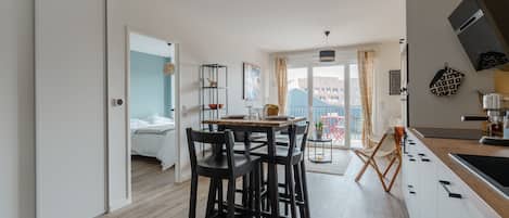 1 camera, Wi-Fi gratuito