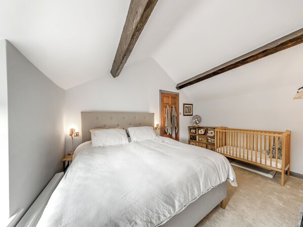 3 habitaciones, wifi gratis y ropa de cama 