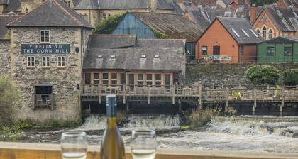 3 bedroom accommodation in Llangollen