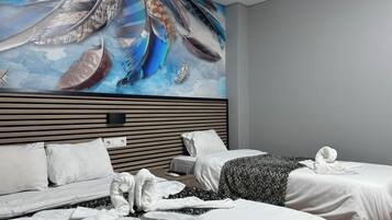 Deluxe Triple Room | Premium bedding, desk, soundproofing, free WiFi