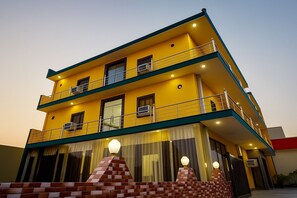 Exterior - Hotel Pragati palace  (Mathura)