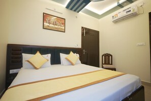 Rom – executive | Safe på rommet, individuelt dekorert, individuelt innredet og skrivebord