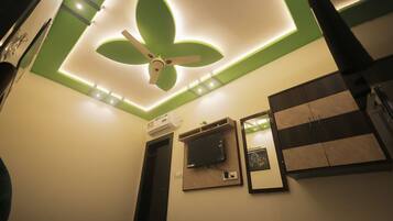 Executive kamer | Een kluis op de kamer, individueel gedecoreerd, individueel gemeubileerd