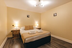 2 makuuhuonetta, ilmainen Wi-Fi, vuodevaatteet