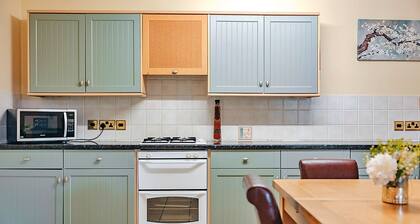 Netley Hall - Peach Tree