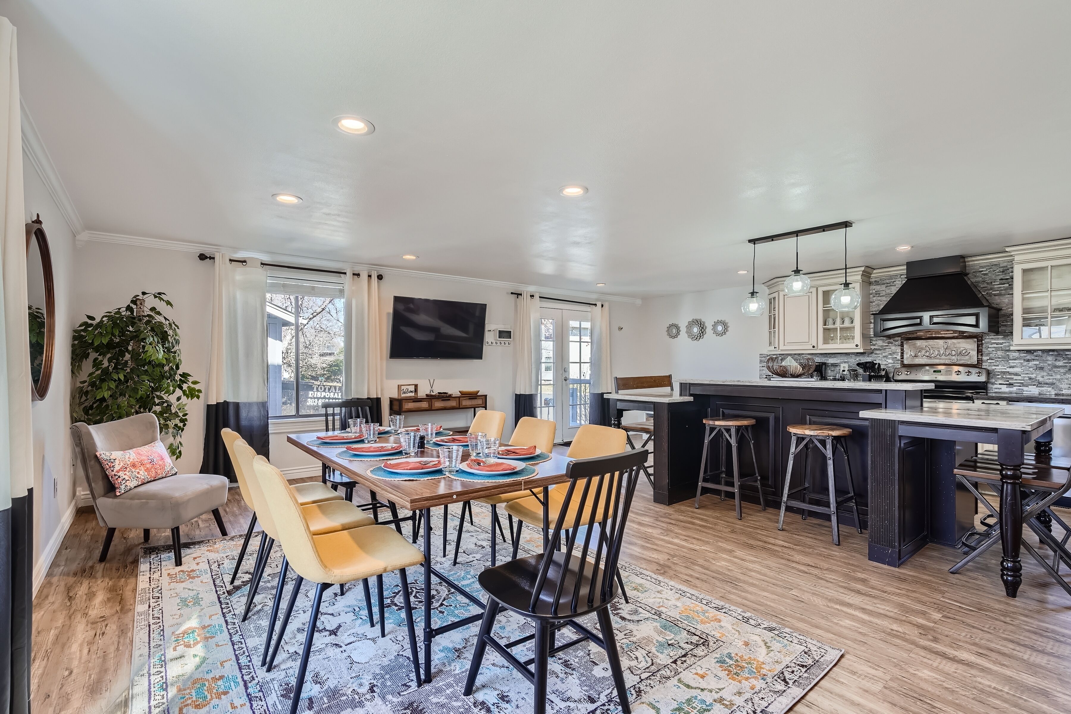 4bd Serene Escape Denver: BBQ; Firepit; Arcade