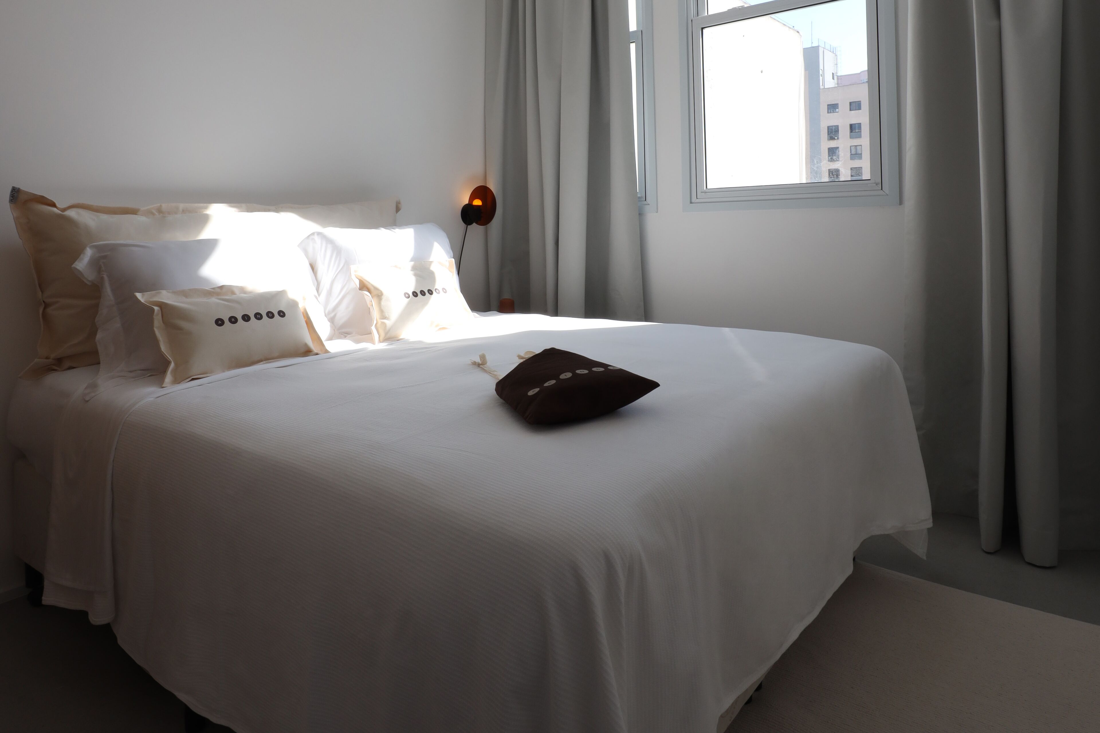 Apartamento superior | Roupas de cama premium, individualmente decorados