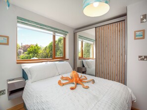 1 bedroom, free WiFi, bed sheets