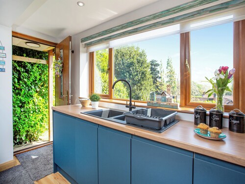 A charming annexed apartment in the idyllic village of Dunster near Minehead.