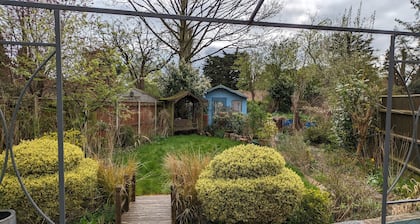 Norwichhouse/ Nearap/ 3bedroom/freep/tv/wifi