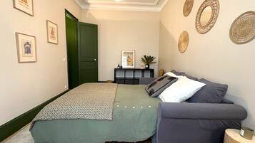 2 chambres, coffres-forts dans les chambres, chambres insonorisées