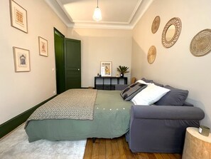 2 chambres, coffres-forts dans les chambres, Wi-Fi gratuit