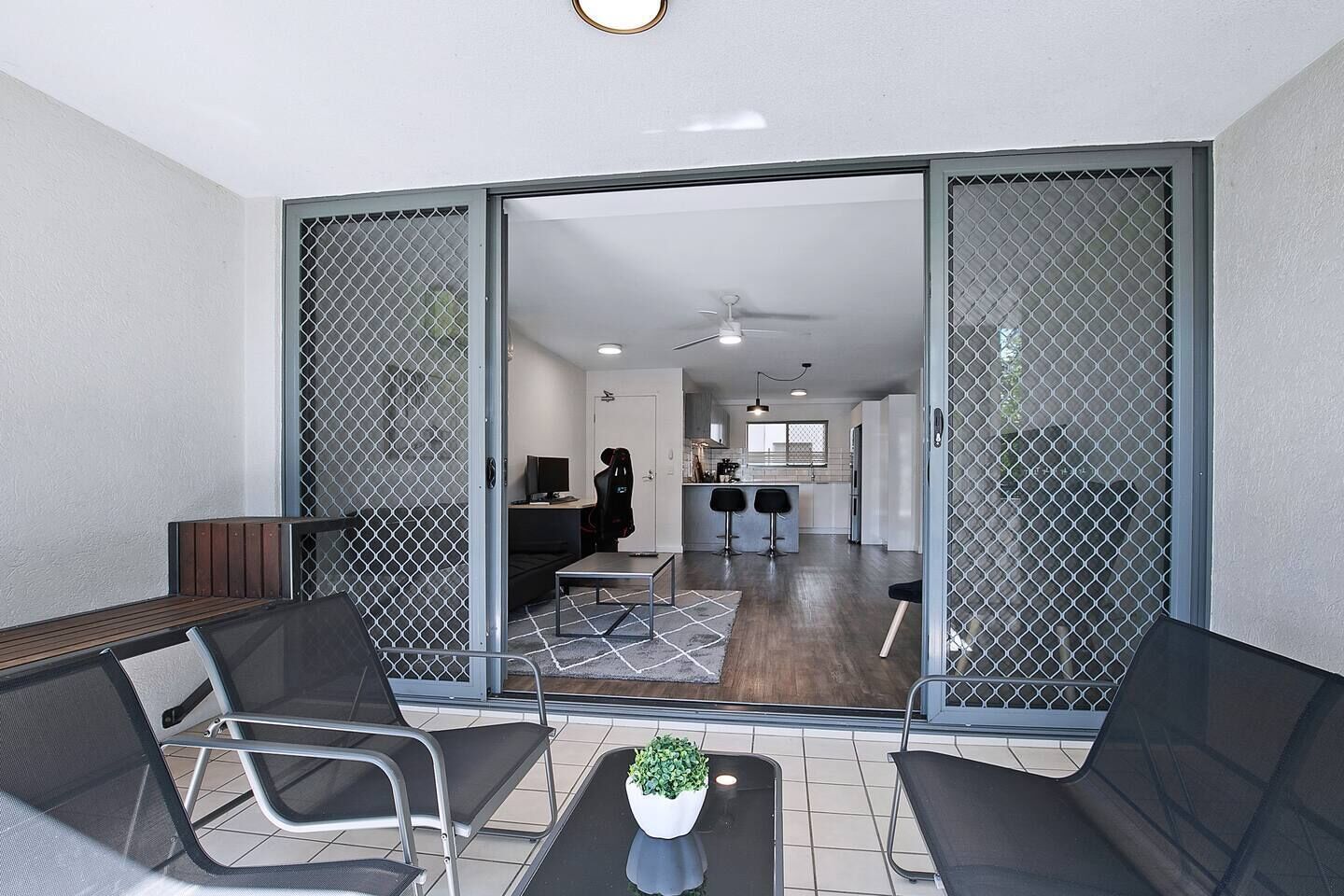 Centro At Toowong Modern Spacious Living With Pool - Brisbane