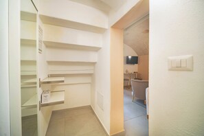 Interior - Le Contrade Chiasso Cafaro (Monopoli)