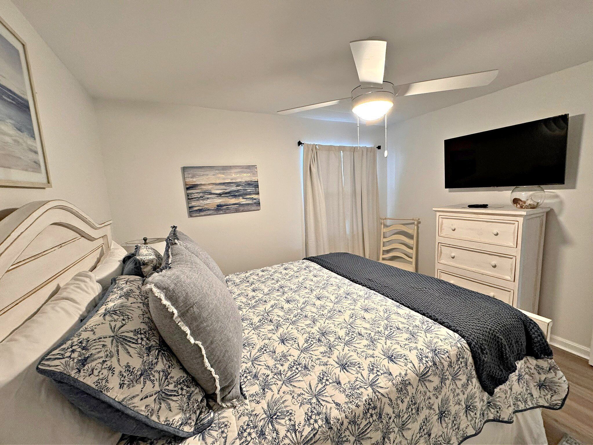 1 phòng ngủ, trang trí khác biệt 