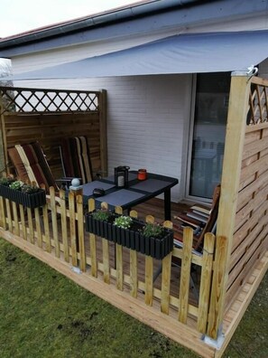 Outdoor dining - Fewo Turf Watt, Hamburger Straße 30, 27476 Cuxhaven Sahlenburg (Sahlenburg)