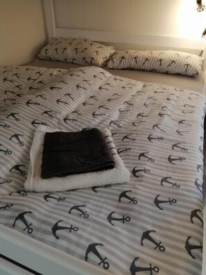 Bed sheets - Fewo Priel Watt Nr.2, Hamburger Straße. 30, 27476 Cuxhaven Sahlenburg (Sahlenburg)