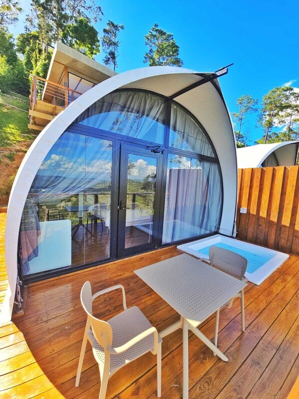 Room, Mountain View
