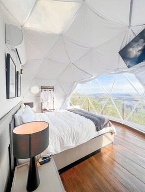 Premium Room (Domo Sky King)