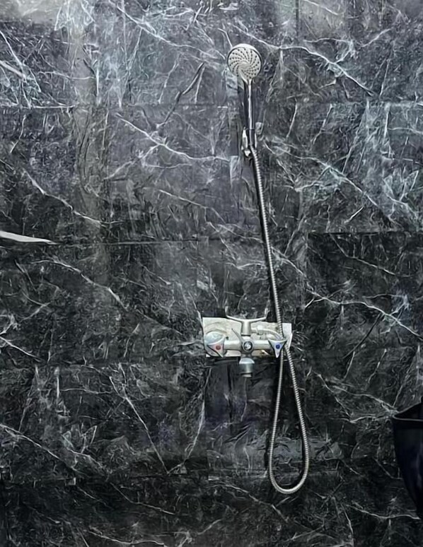 Bathroom - City house with free Wi-Fi

 (Dar es Salaam)