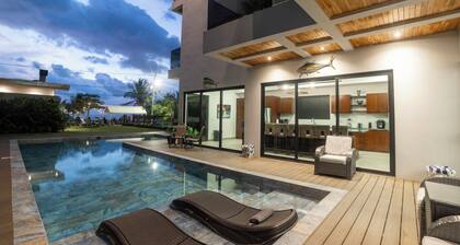 Brand New Luxury Spacious 12 Bedroom Ocean Front Luxury Villa South Jaco.