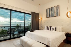 12 bedrooms, in-room safe, iron/ironing board, travel crib